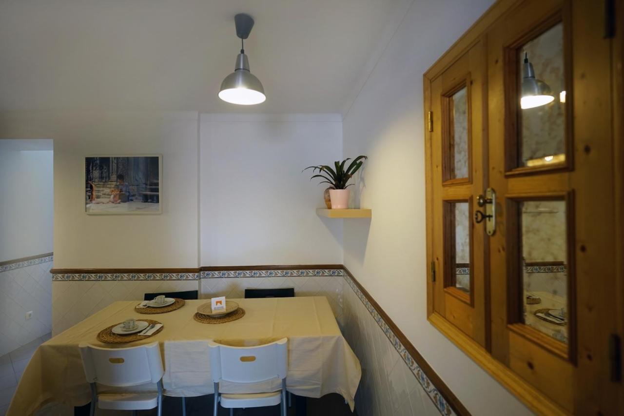 Apolonia Train Spot Apartment Lisbon Bagian luar foto